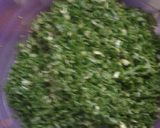 A picture of step 1 of Cream of spinach soup.