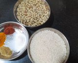 मूंग दाल और चावल मटर की खिचड़ी (Moong dal aur chawal matar ki khichdi recipe in Hindi) रेसिपी चरण 1 फोटो
