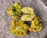 Foto del paso 2 de la receta: Buñuelos de brócoli