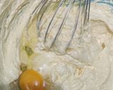 Foto langkah ke 3 dari resep Fancy cookies with royal icing.