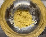 A picture of step 1 of Banana bread 🍌.