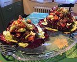 Une image de l'étape 12 de Chaudrons sanguinaires de salade composée (tomates,concombre,feta).