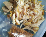 Foto langkah ke 3 dari resep Bubur Ayam Berkuah.
