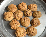 Foto del paso 5 de la receta: Galletitas de avena con chips de chocolate