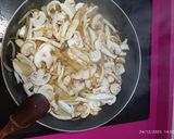 Foto del paso 4 de la receta: Solomillo con variado de setas