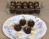A picture of step 13 of Cashew-Berries Dark Chocolate Bites.