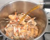 Foto del passaggio 2 della ricetta Risotto alla crema di scampi