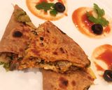 A picture of step 6 of Chatpati chapati sandwich.