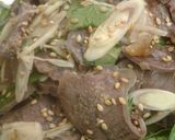 Hình bước làm 4 của món Bắp bò hầm trộn chua ngọt