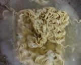 Foto langkah ke 2 dari resep Mie Goreng Pedas.