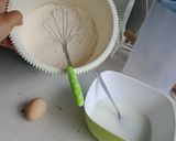 Foto langkah ke 1 dari resep Martabak manis / terang bulan abang abang full sarang.