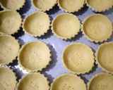 Foto langkah ke 2 dari resep Mini Fruit Pie.