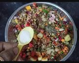 A picture of step 6 of Protein Sprouts Salad.