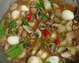 Foto langkah ke 6 dari resep Jamur kancing saus tiram (jamur campignon) telur puyuh.
