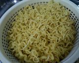Foto langkah ke 1 dari resep Mi goreng Jawa ala bunda Kinan.