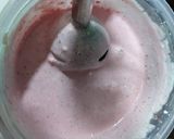 A picture of step 1 of Strawberry ice cream.