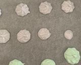 A picture of step 4 of Mini Meringues for My Daughter's Birthday.