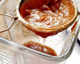 Foto del paso 2 de la receta: Cuete de res mechado en salsa de tamarindo