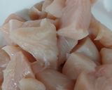 Foto del paso 1 de la receta: Curry de pollo con leche ligera de coco
