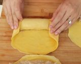 Foto langkah ke 8 dari resep Egg Chicken Roll ala Hokben Devina Hermawan.