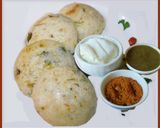 A picture of step 6 of Sago idli (sabhudan, javarisi in tamil).