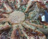 A picture of step 6 of Spinach and Cheese Sunflower Bread.