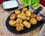 A picture of step 8 of Singhare atta pakoda.