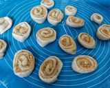 A picture of step 5 of Peanut Butter Stuffed Roll.