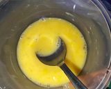 Foto langkah ke 4 dari resep Roti telur panggang.