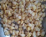 A picture of step 2 of Roasted Cauliflower Sweetcorn Papdi sabji.