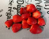 Une image de l'étape 16 de Charlotte aux skyr et fraises.