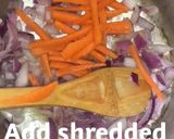 A picture of step 1 of Pasta with shredded chicken soup #ramadancontest.