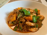 Stir-fry King prawns in curry powder & egg