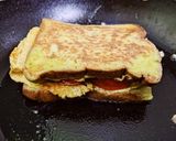 Foto langkah ke 5 dari resep One Pan Egg Toast (Roti Pandan + Keju Slice).