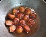 A picture of step 7 of Suji ke gulabjamun.