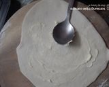 A picture of step 2 of Walnut chocolate bun.