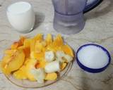 Peach, mango and banana shake recipe step 1 photo