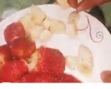 A picture of step 1 of Weightloss Strawberry smoothie.