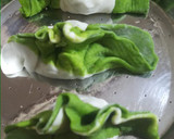 சிக்கன் மோமோஸ் (முட்டைகோஸ் இலை shape  மற்றும் ரோஸ் shape)(Chicken momos recipe in tamil) ரெசிபி ஸ்டேப் 9 புகைப்படம்