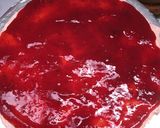 Foto langkah ke 7 dari resep Basic Cake with Strawberry Butter Cream.