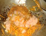 Foto langkah ke 5 dari resep Lumpia isi wortel ayam.