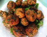પાલક વેજ મંચુરિયન (Palak Veg Manchurian Recipe In Gujarati) રેસીપી સ્ટેપ2ફોટો