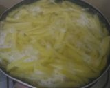 Foto langkah ke 3 dari resep Kentang goreng ala fastfood.
