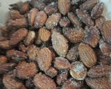 A picture of step 2 of Vinegar and Salt Almonds.