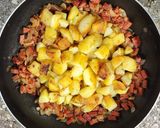 Foto del paso 5 de la receta: 🥔 Tortilla de papas española. Otra versión, cocción de las papas combinada 🥔 sin freír!!