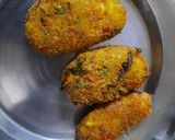 A picture of step 7 of Vegetable cutlets.