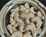 A picture of step 1 of Cashews Malpuwa.