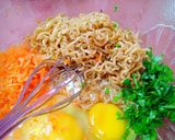 Foto langkah ke 2 dari resep Indomie Stick Goreng.