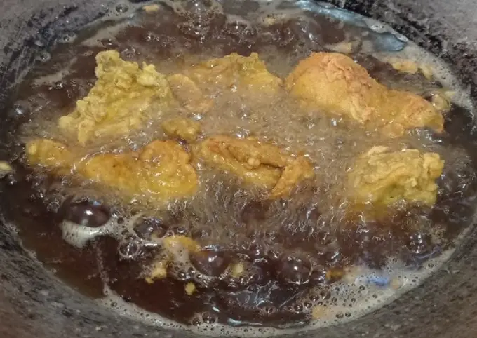 Langkah-langkah untuk membuat Cara bikin Ayam Goreng Tepung aLa Rumahan