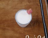 A picture of step 3 of Papaya Milkshake.